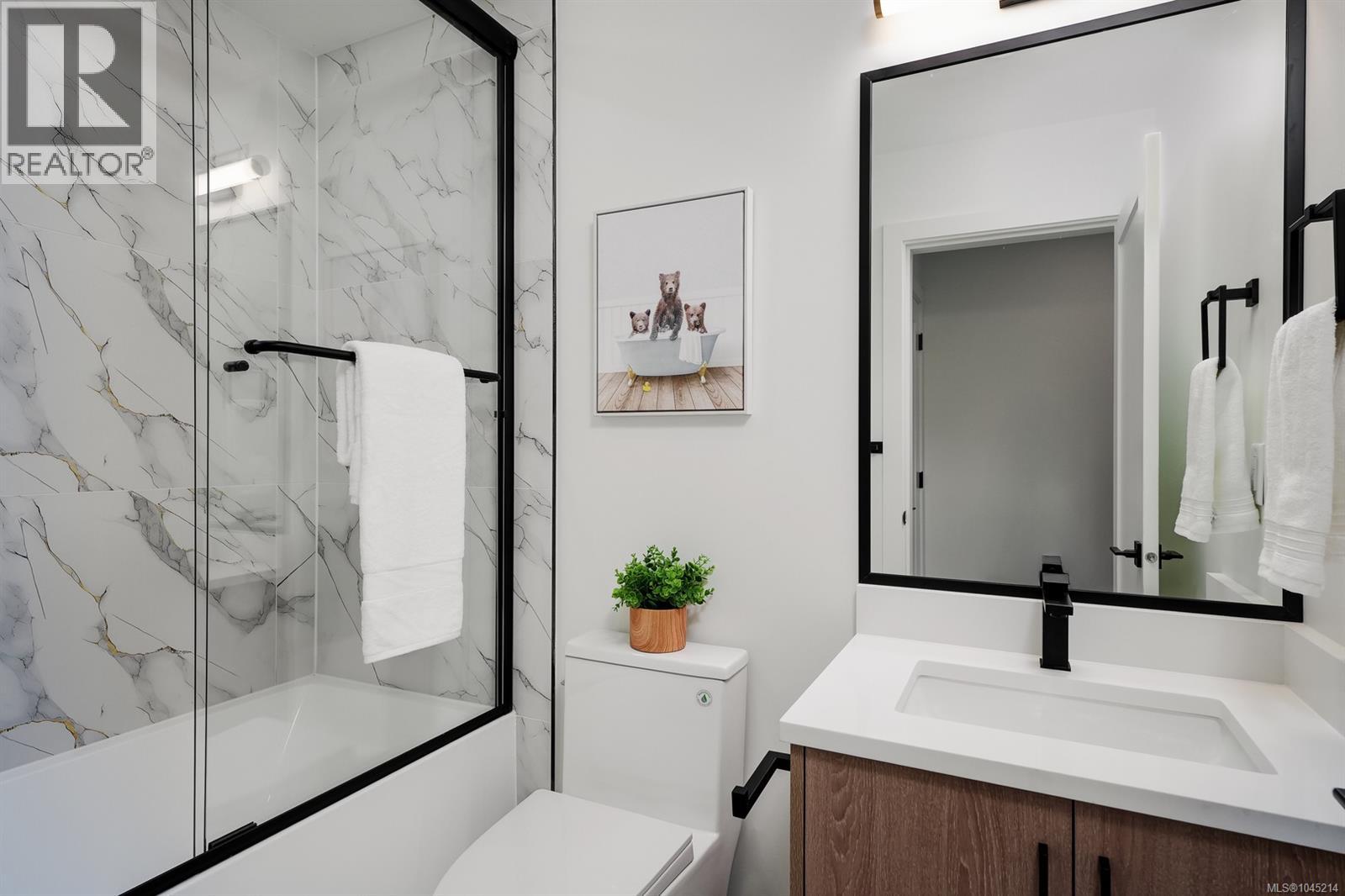 #3 4068 Tuxedo Dr - 28