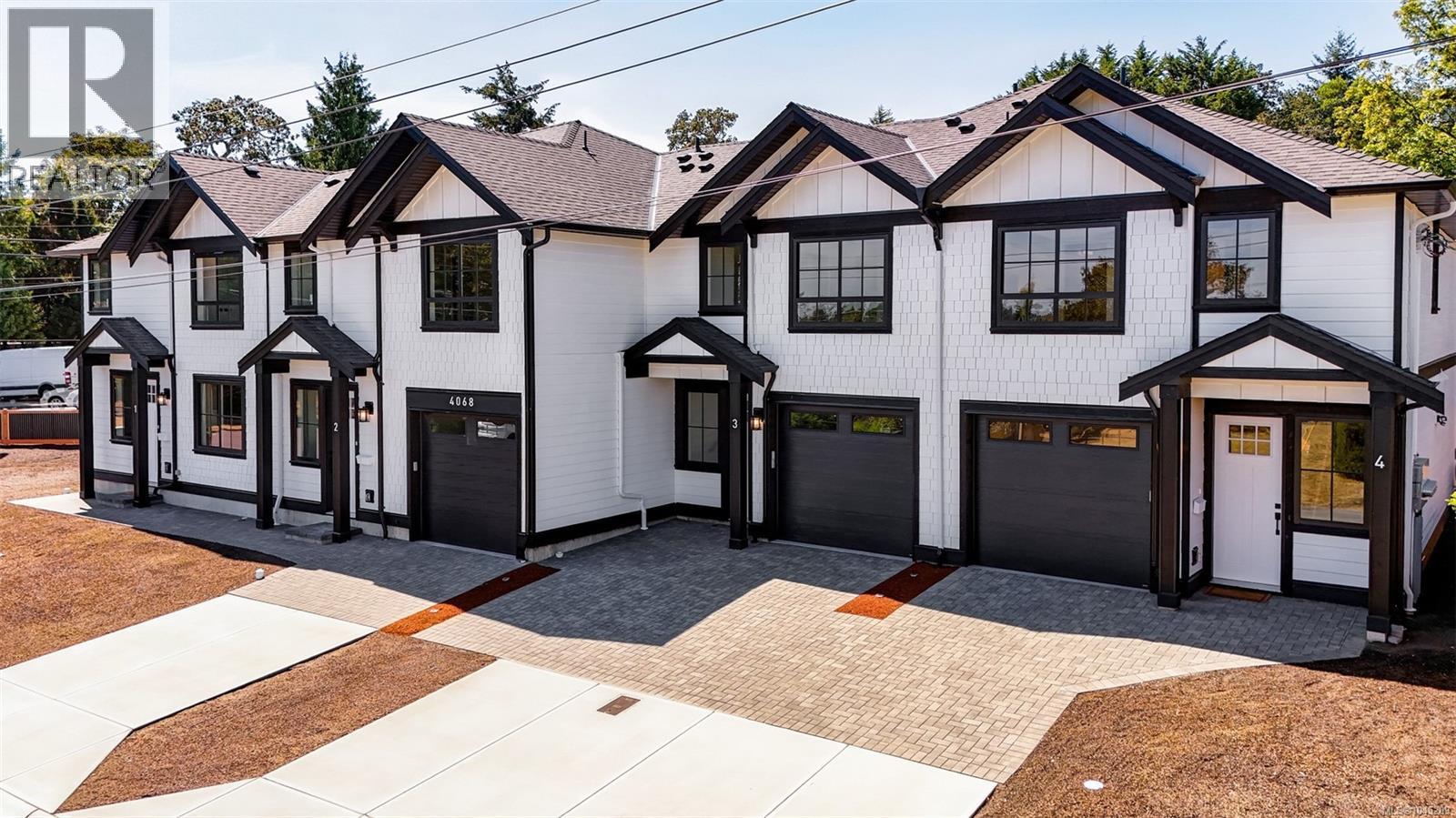 2 4068 Tuxedo Drive, Saanich
