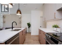 2 4068 Tuxedo Dr, Saanich, BC V8X2L3 Photo 13