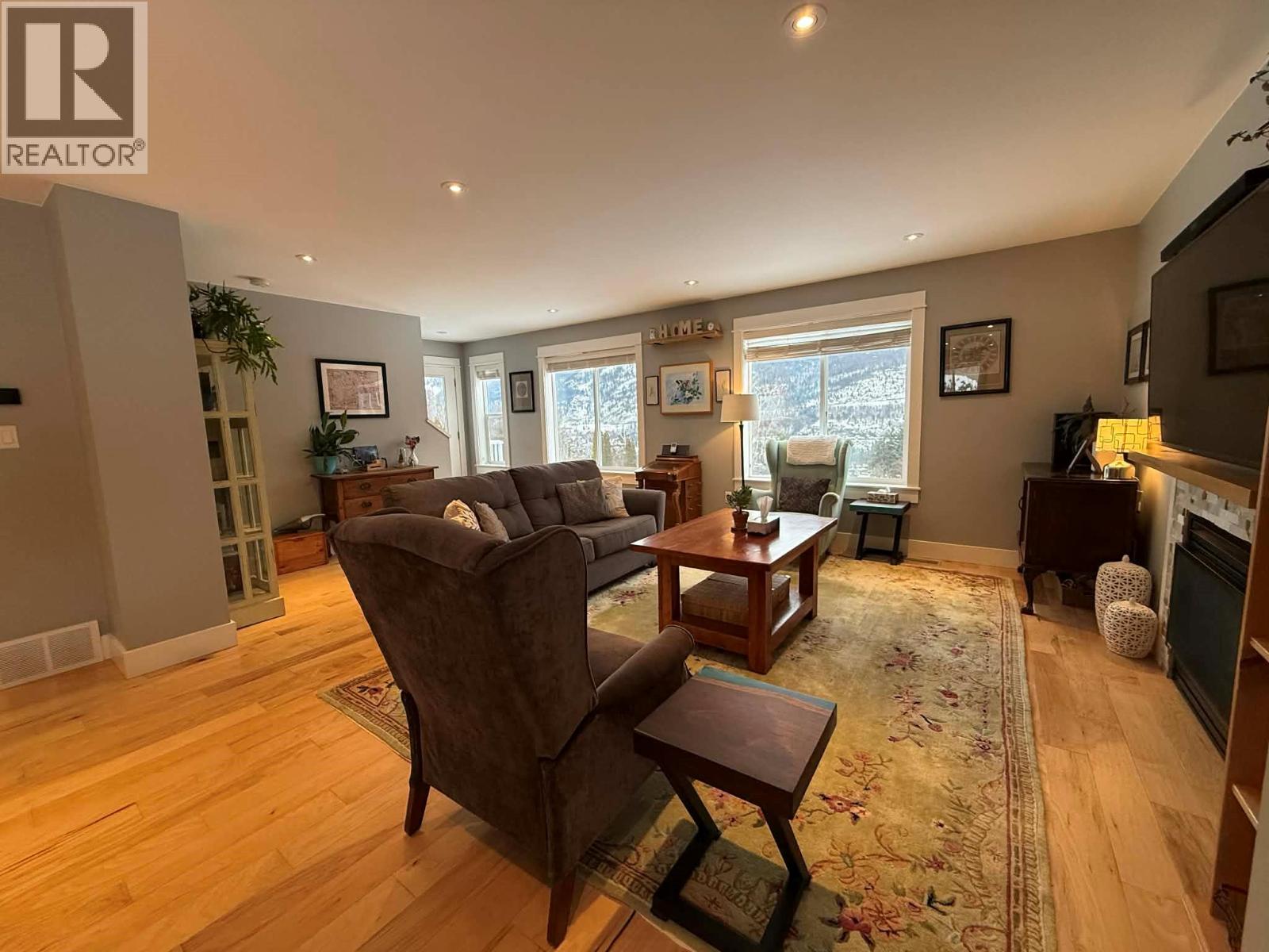 3583 14th Avenue - 29