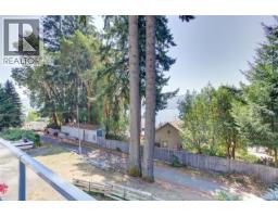 Mud room - 10660 Cedar Dr, Youbou, BC V0R3E1 Photo 11
