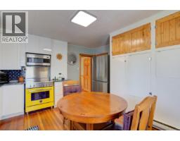 10660 Cedar Dr, Youbou, BC V0R3E1 Photo 16