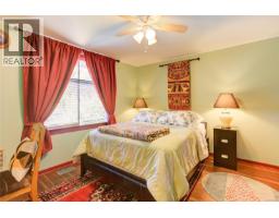 10660 Cedar Dr, Youbou, BC V0R3E1 Photo 25