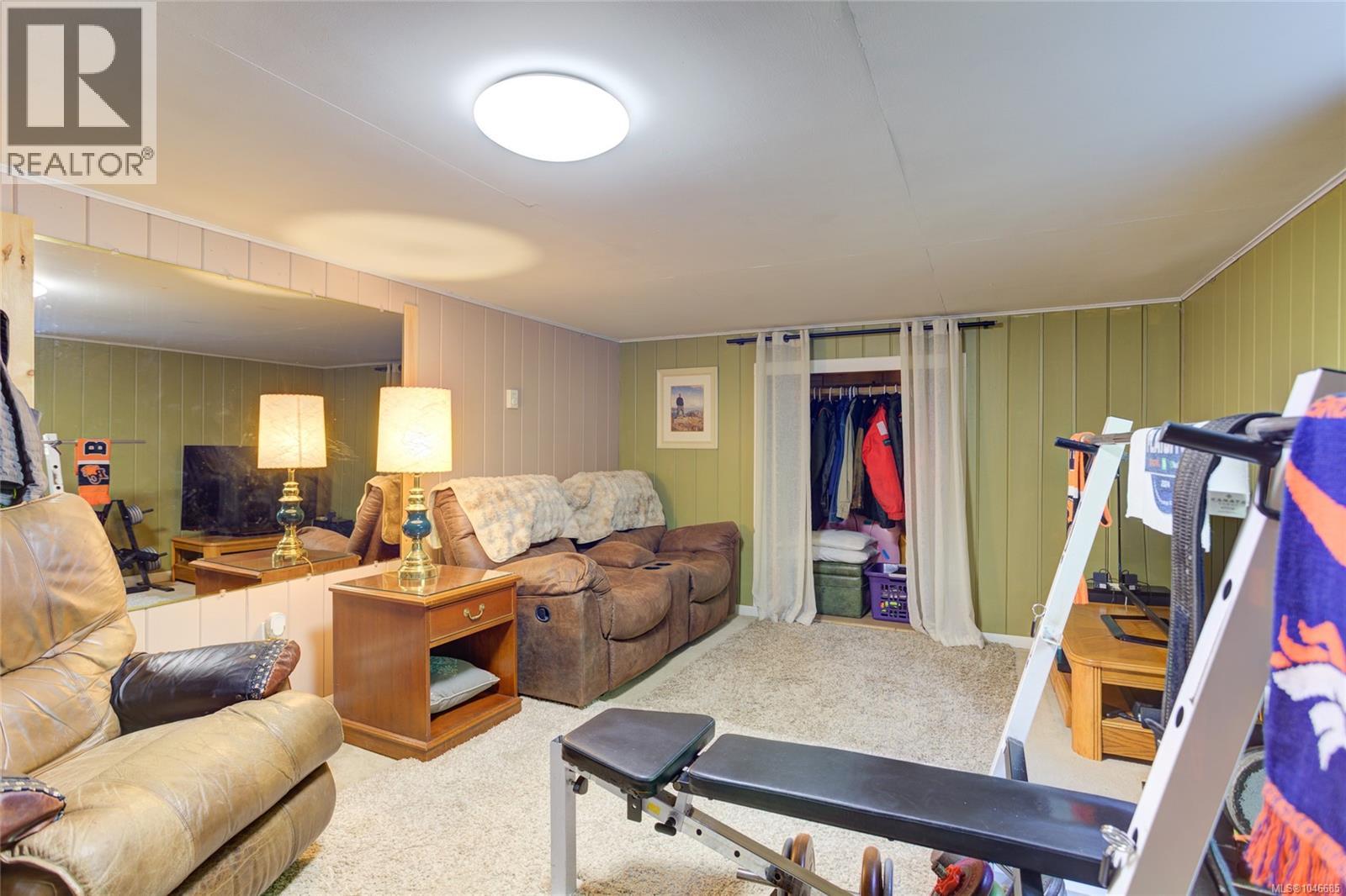 10660 Cedar Dr - 42