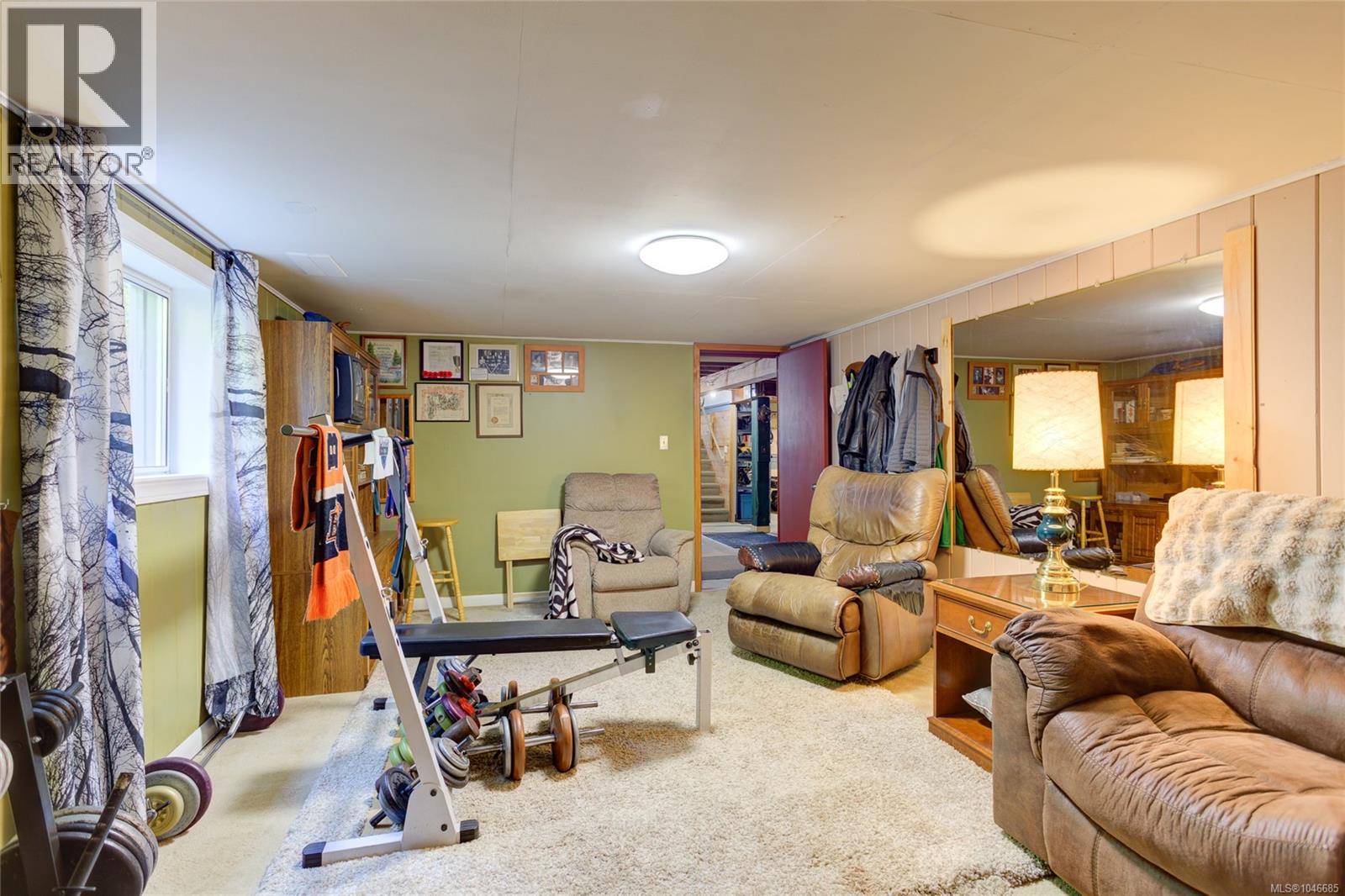 10660 Cedar Dr - 43