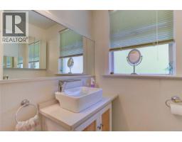 10660 Cedar Dr, Youbou, BC V0R3E1 Photo 32
