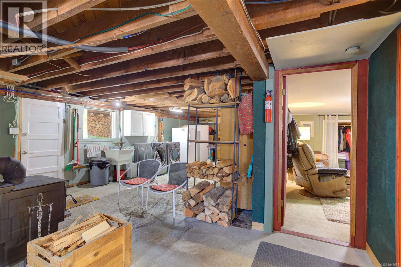 10660 Cedar Dr - Image 40