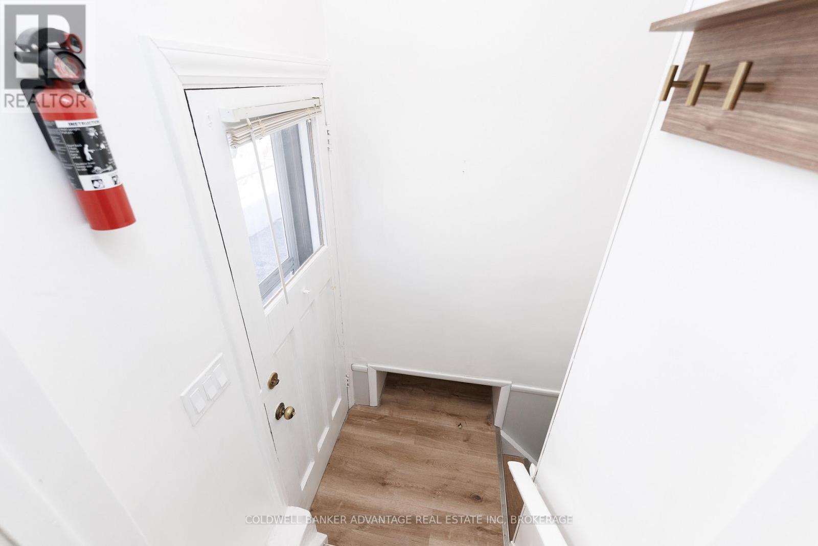 205 ROSS STREET - 21