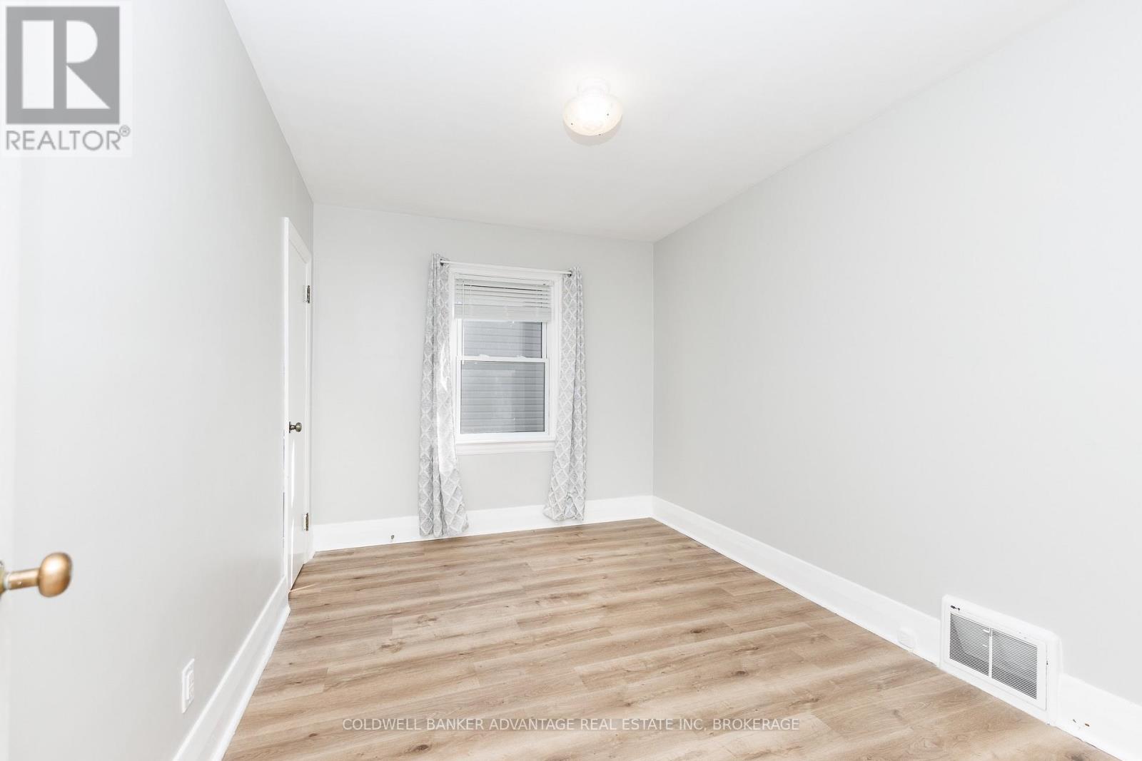 205 ROSS STREET - Image 19