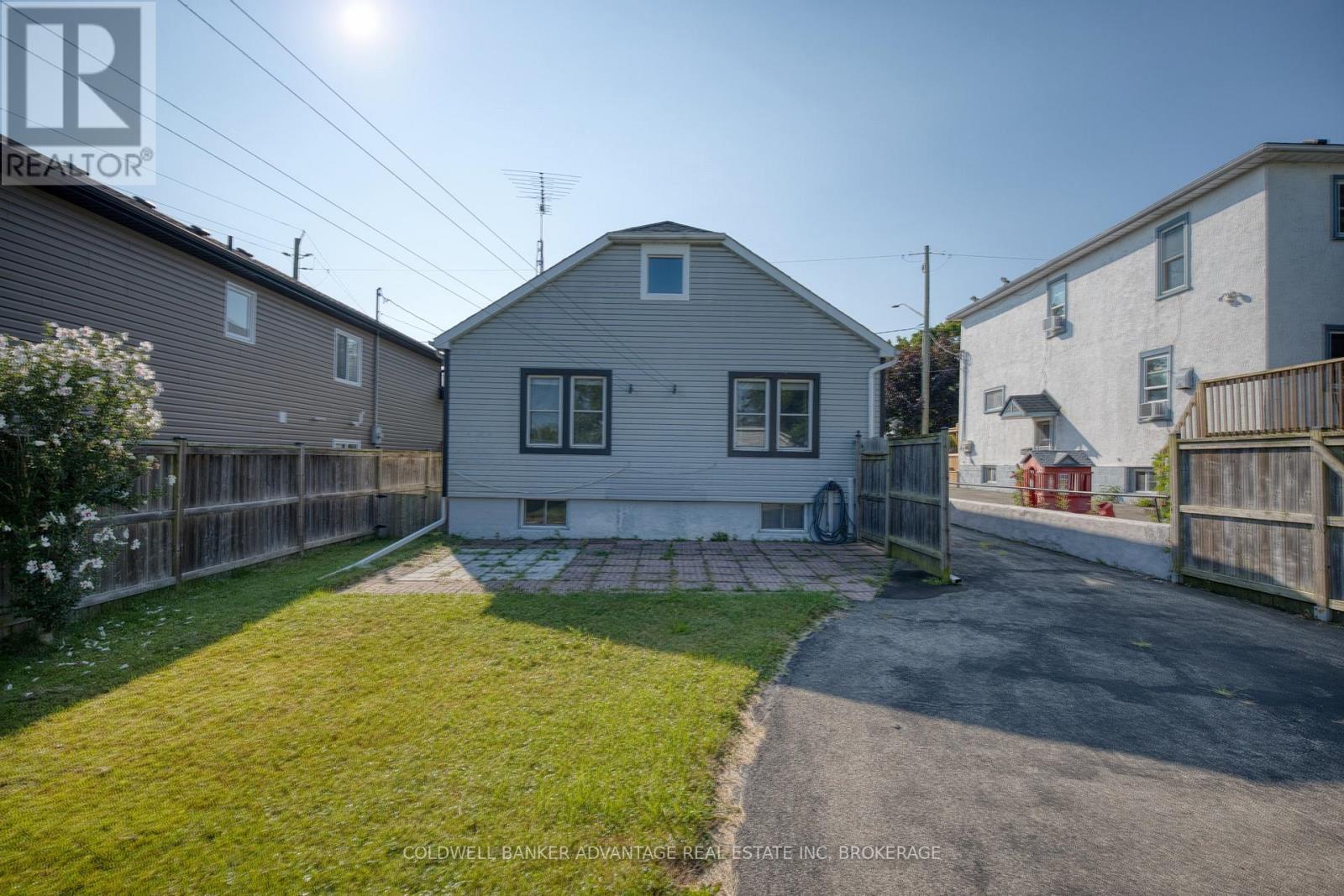 205 ROSS STREET - Image 30