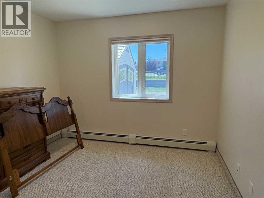 4304 51 Street - Photo 11