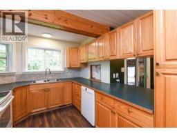 6587 Mystery Beach Rd, Fanny Bay, BC V0R1W0 Photo 20