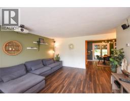 6587 Mystery Beach Rd, Fanny Bay, BC V0R1W0 Photo 29