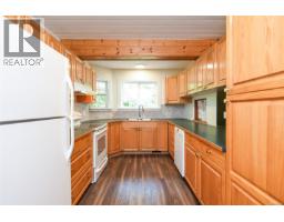 6587 Mystery Beach Rd, Fanny Bay, BC V0R1W0 Photo 21