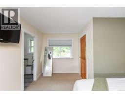 6587 Mystery Beach Rd, Fanny Bay, BC V0R1W0 Photo 31
