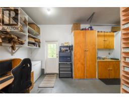 6587 Mystery Beach Rd, Fanny Bay, BC V0R1W0 Photo 44