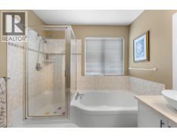 3285 Chartwell Green, Coquitlam, BC V3E3M9 Photo 25