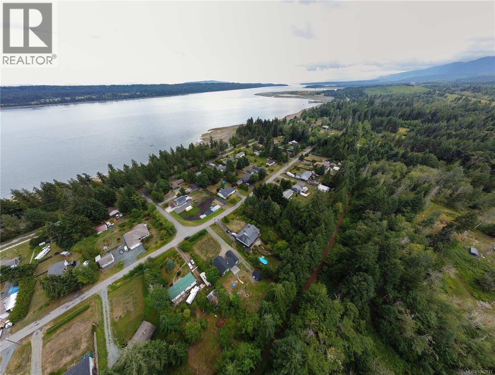6587 Mystery Beach Rd - 75