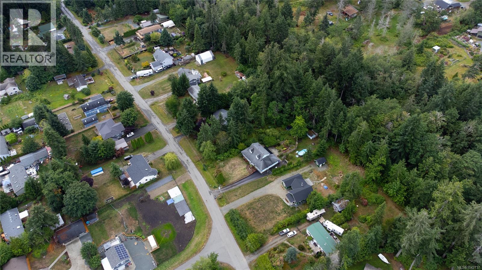6587 Mystery Beach Rd - 66