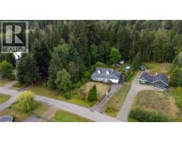 6587 Mystery Beach Rd, Fanny Bay, BC V0R1W0 Photo 70