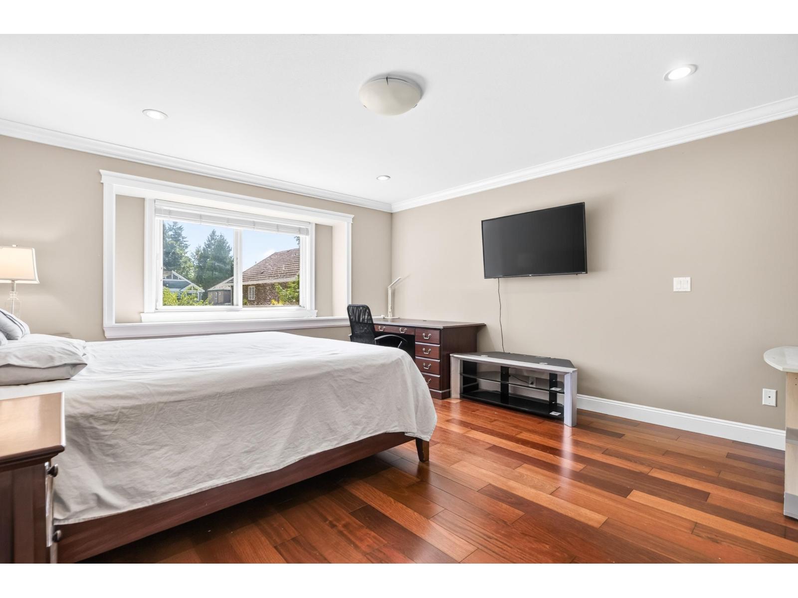 6 Bed, 5 Bath House for Sale in Surrey – 16218 110TH AVENUE, Surrey – MLS# R3154624 - Image 27
