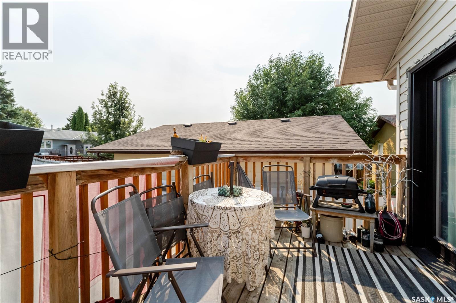 294 Wellington DRIVE - 27