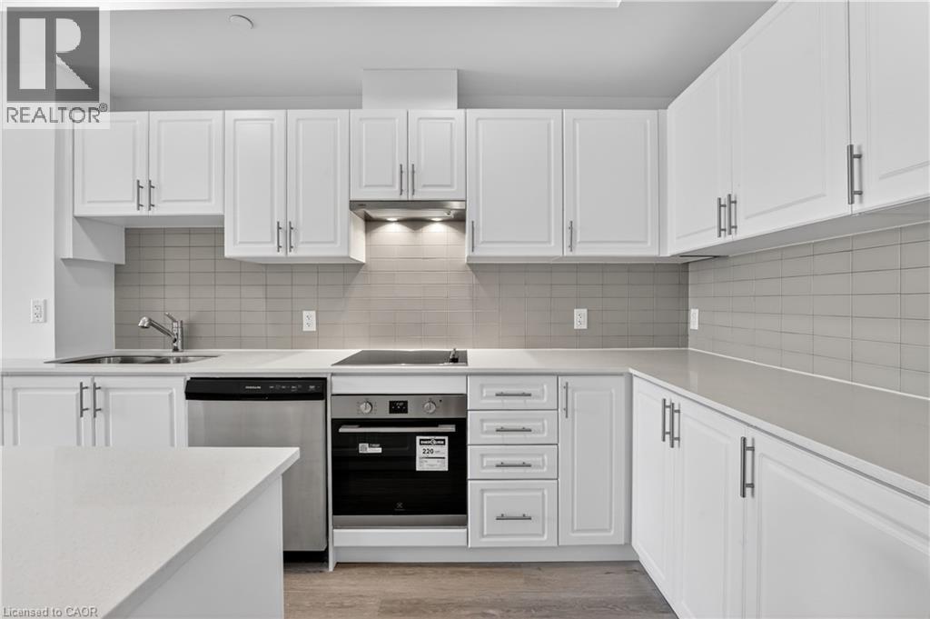 #211 461 GREEN Road - 14