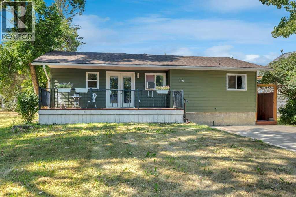 118 3rd Avenue E - Image 3