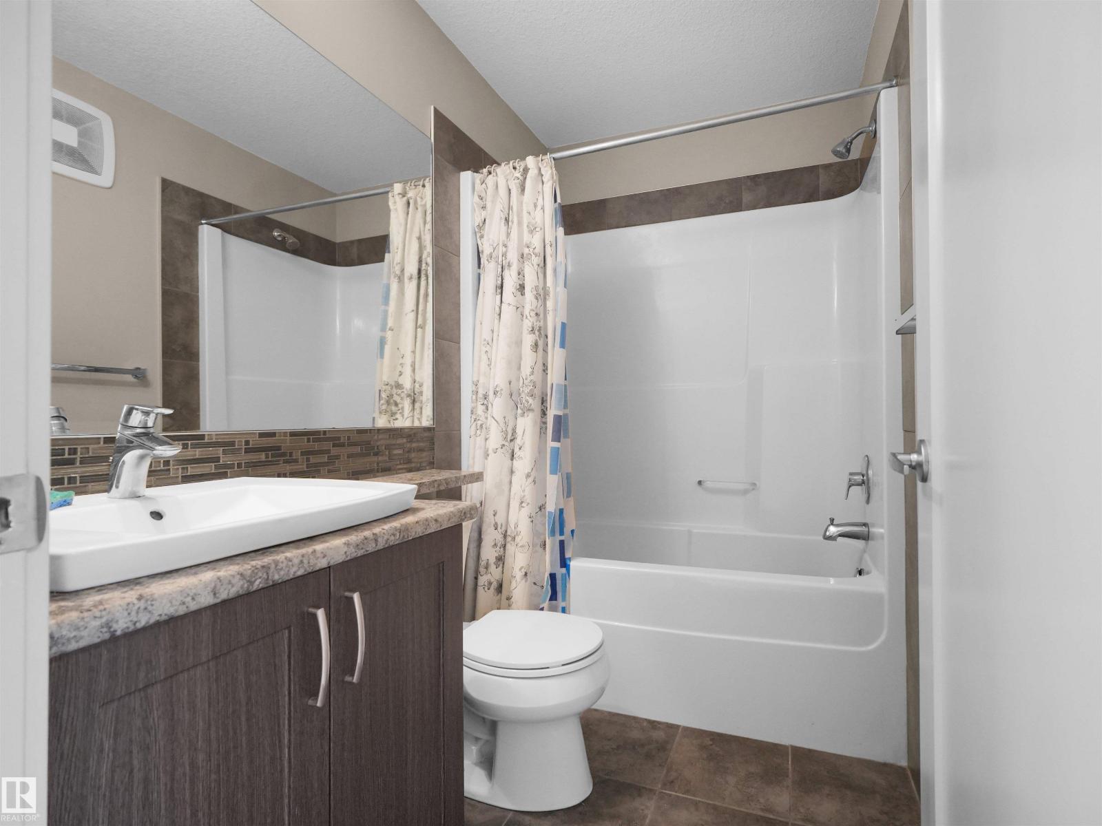 4487 Annett Common SW - Image 40