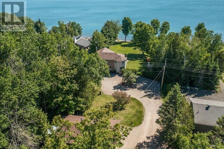 2750 Canoe Point RD, St. Joseph Township