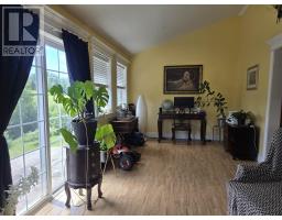 Family room - 680 Louisville Road, Louisville, NS B0K1N0 Photo 9