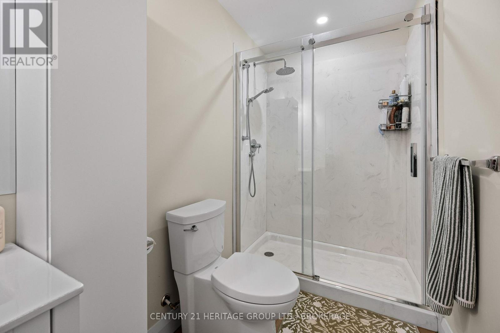 925 WOODBINE ROAD - 16