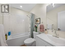 Bedroom 3 - 925 Woodbine Road, Kingston, ON K7P2X4 Photo 11
