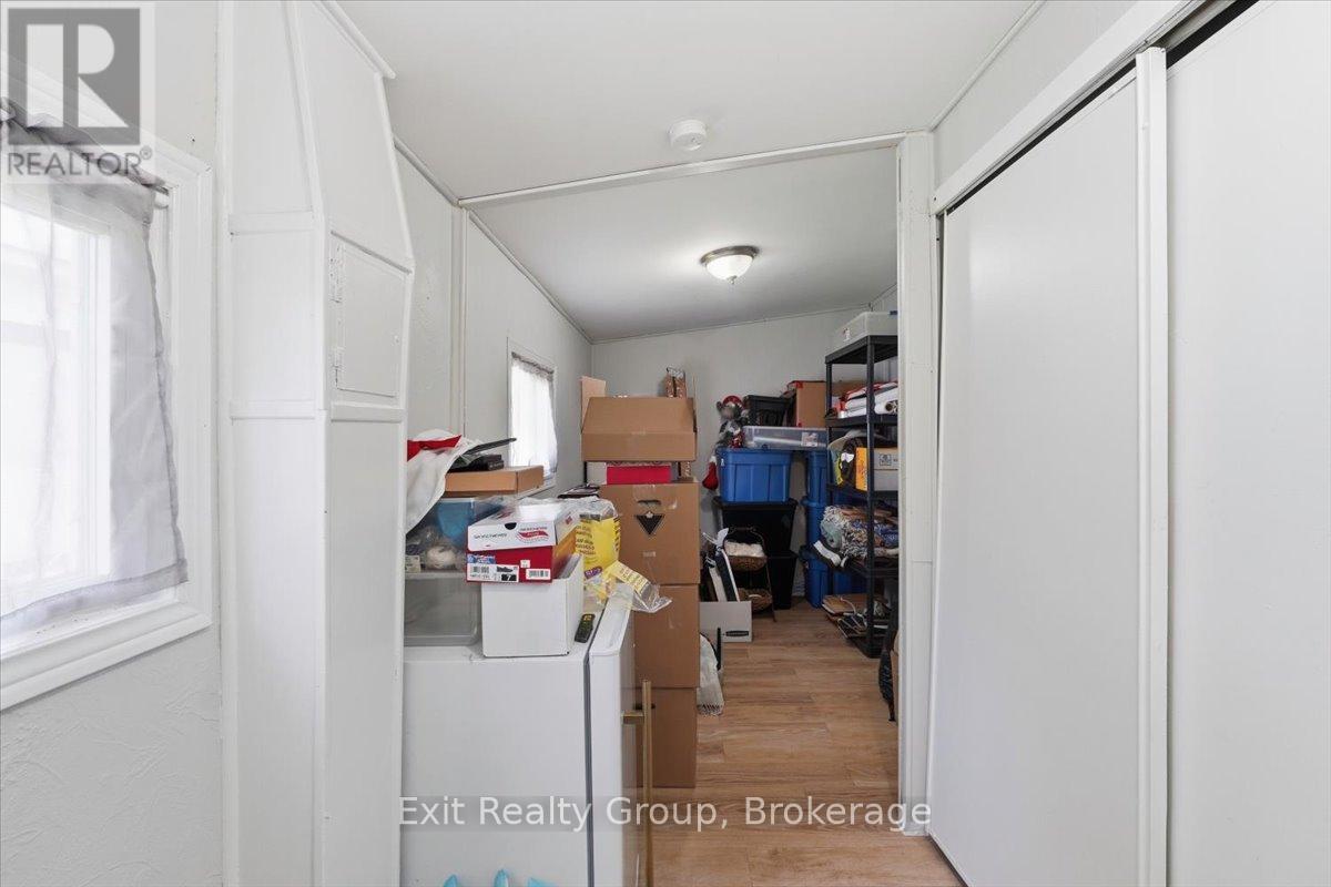 #63 63 WHITES ROAD - Image 13