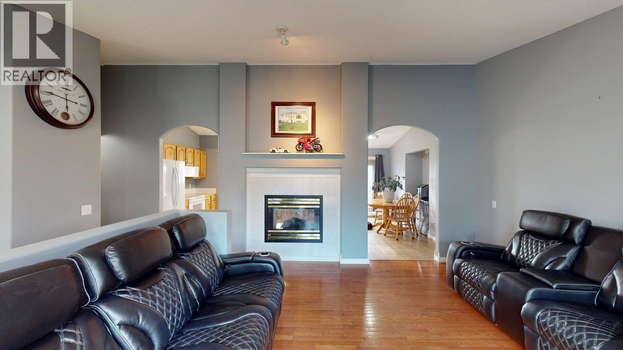 8604 90 STREET - 2