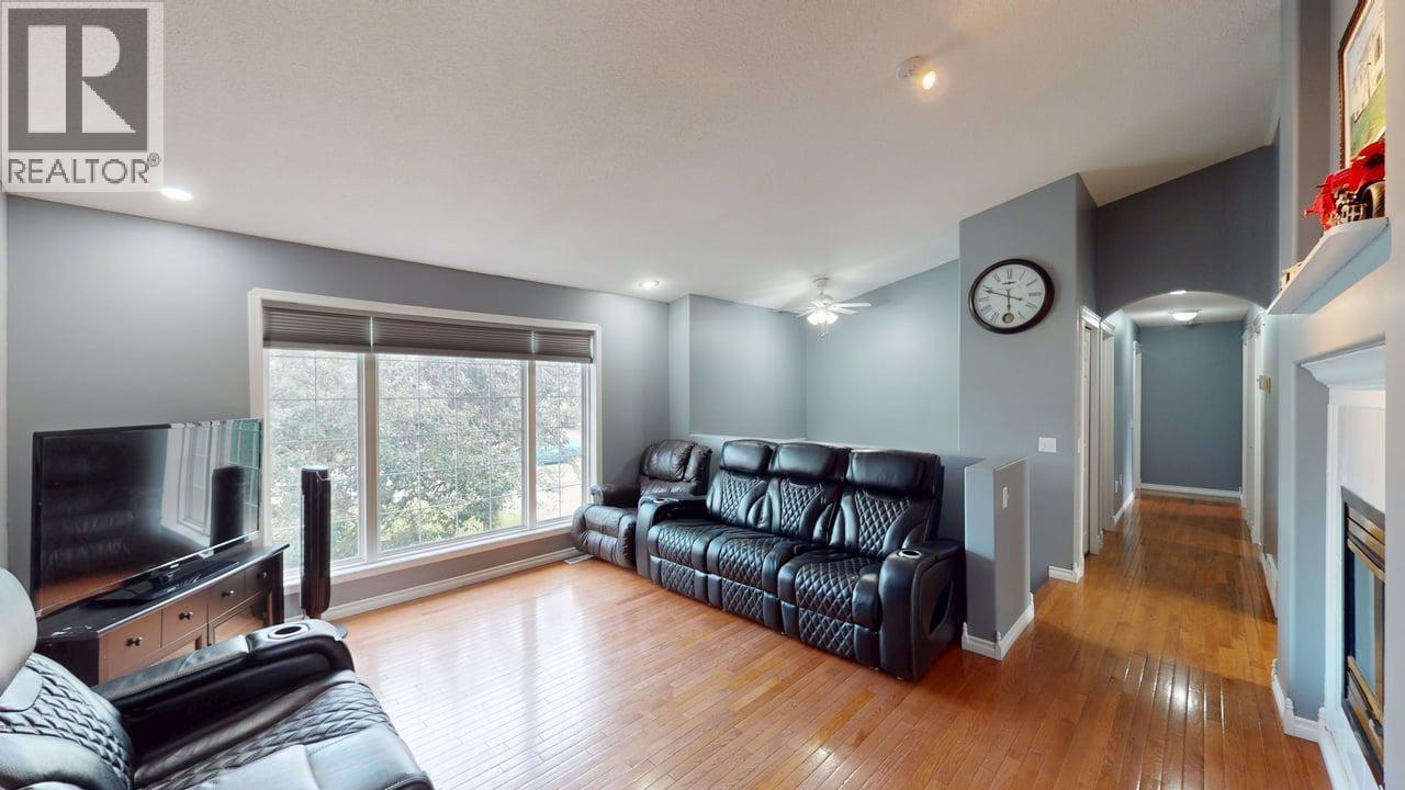 8604 90 STREET - 5