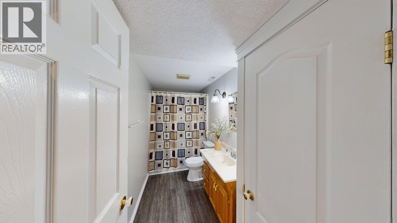 8604 90 STREET - Image 29