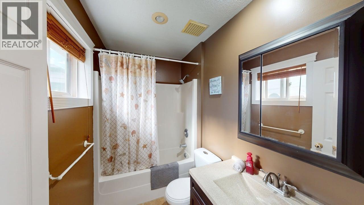 8604 90 STREET - 24