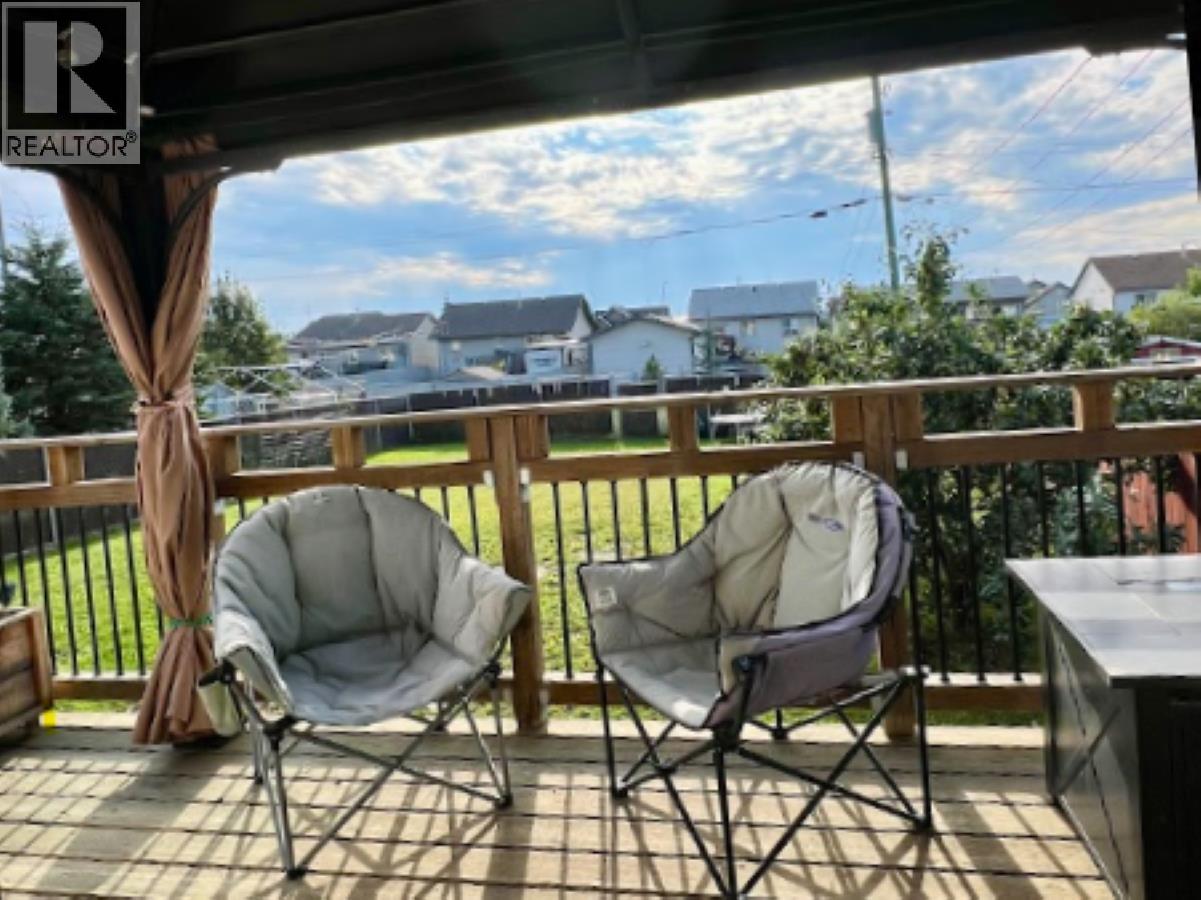 8604 90 STREET - 37
