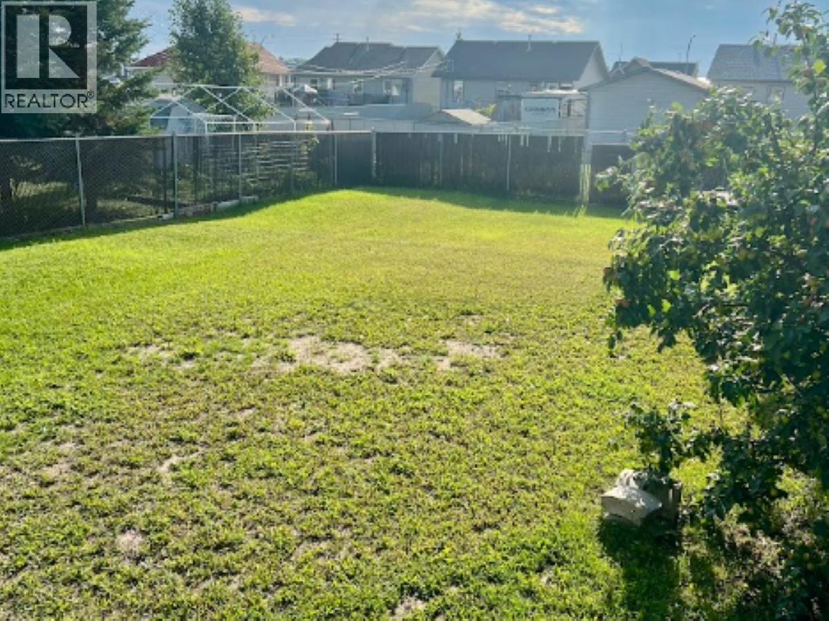 8604 90 STREET - Image 33