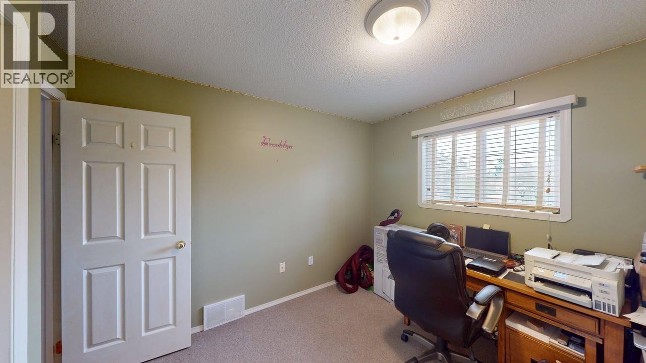 8604 90 STREET - 18