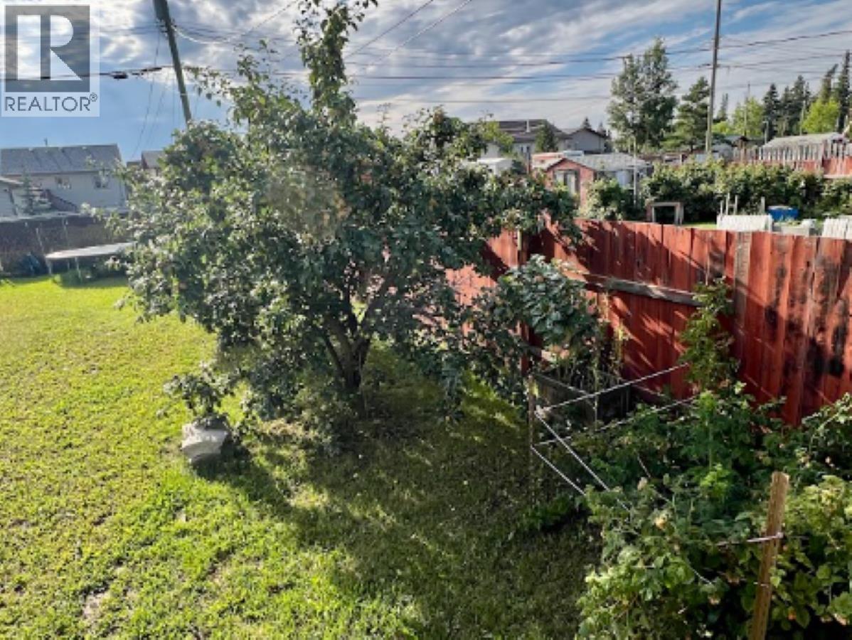 8604 90 STREET - Image 36