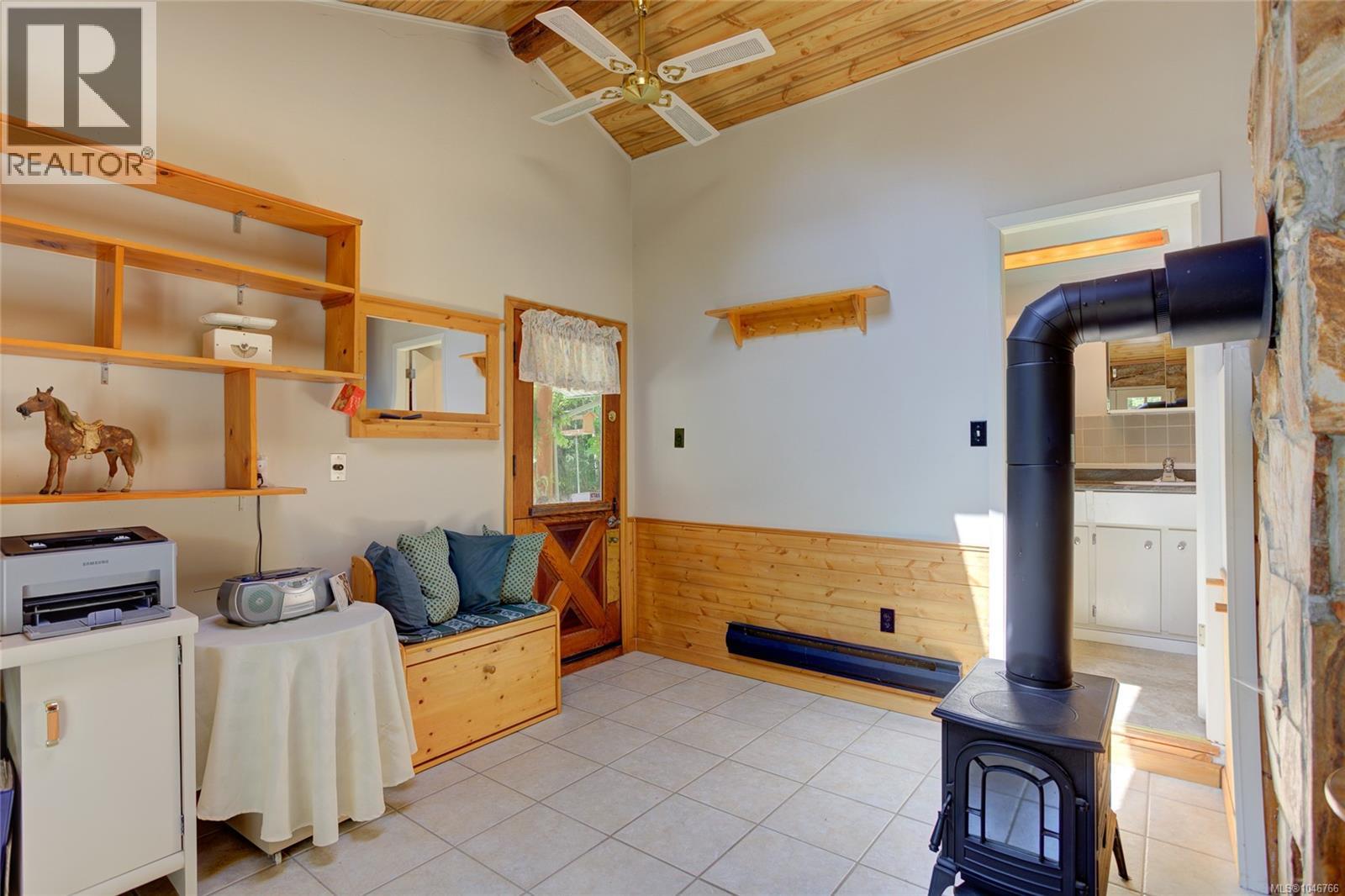 4389 Creighton Rd - Image 27