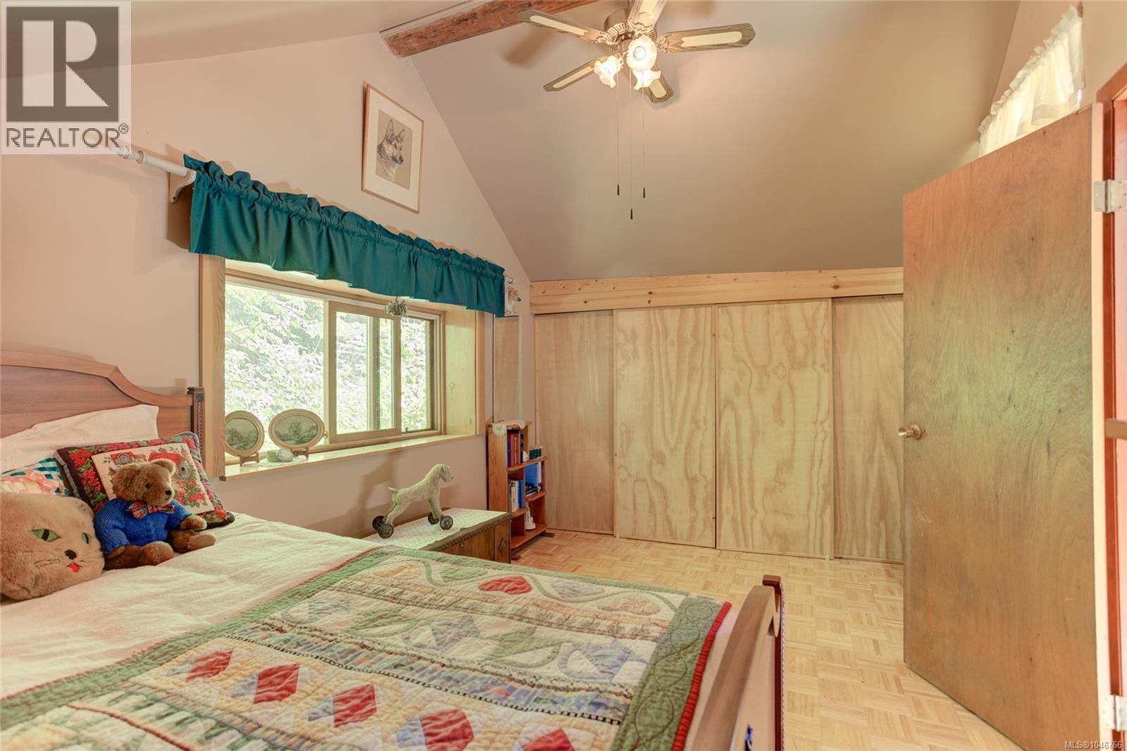 4389 Creighton Rd - Image 35