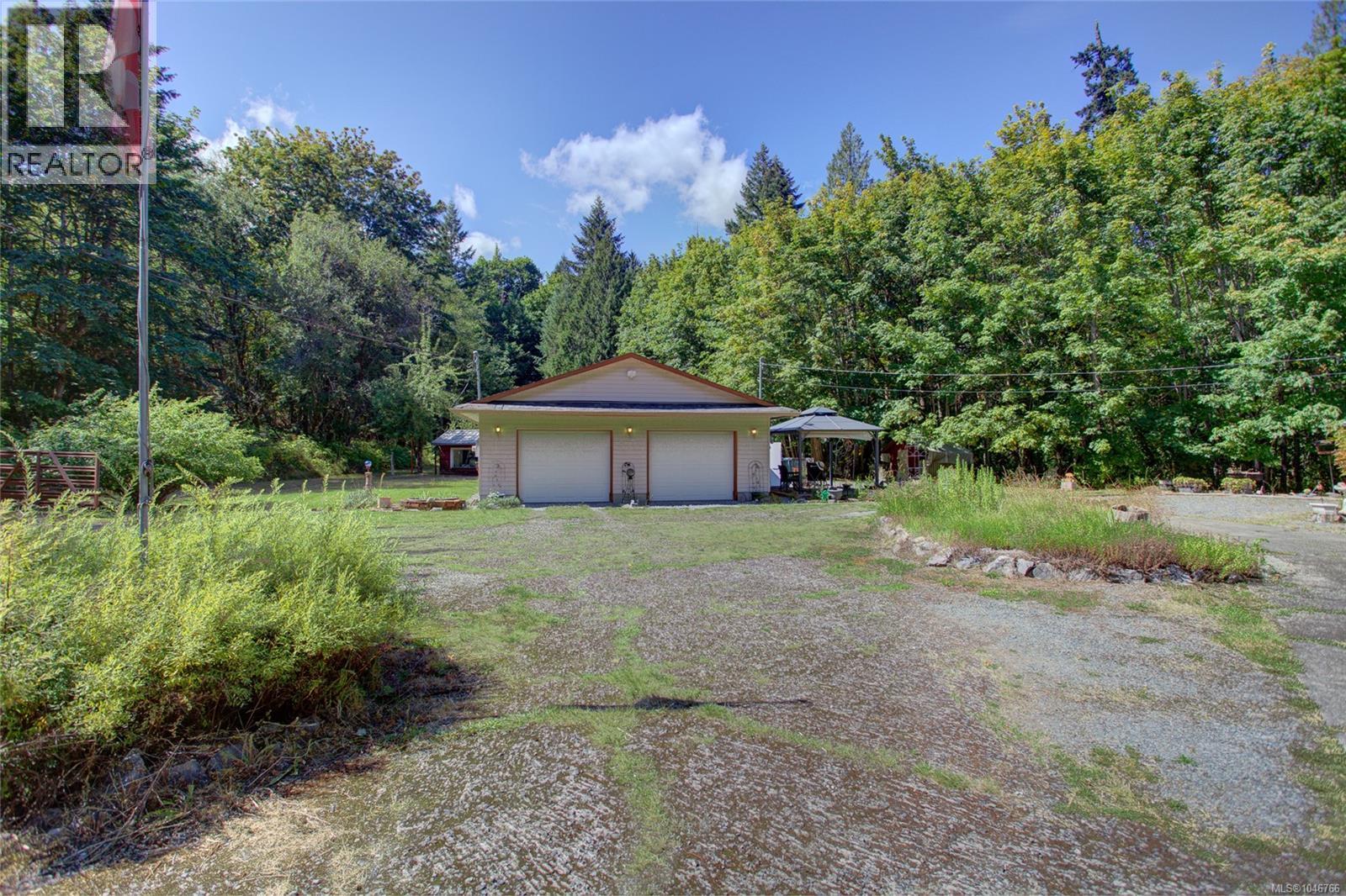 4389 Creighton Rd - Image 51