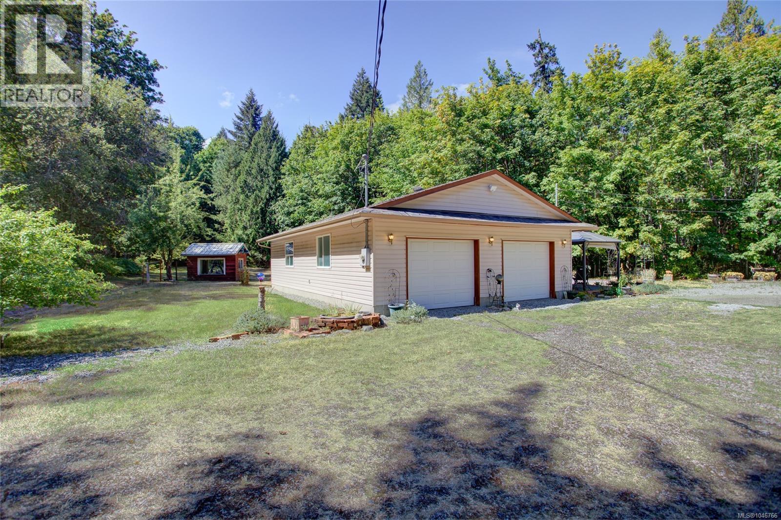 4389 Creighton Rd - 53