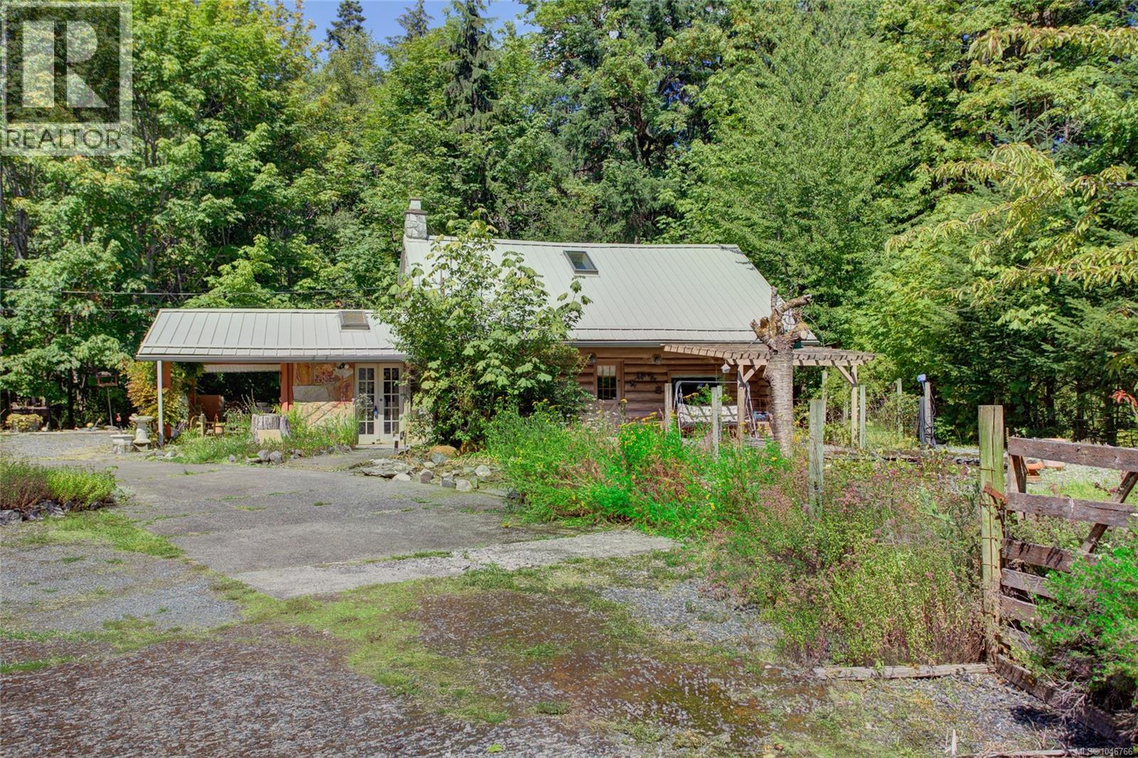 4389 Creighton Rd - Image 6