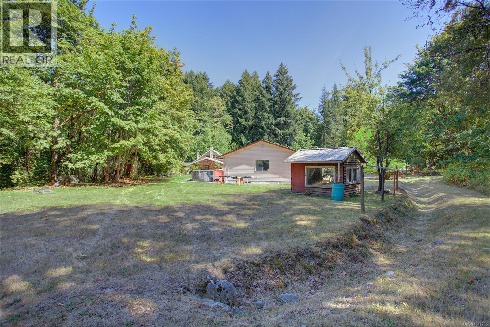 4389 Creighton Rd - 69