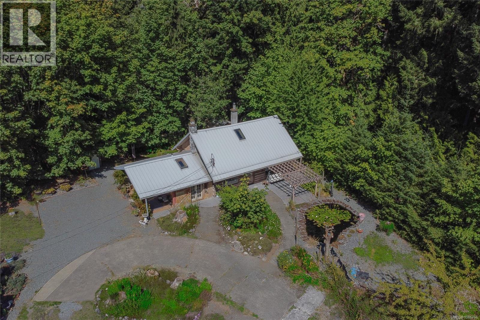4389 Creighton Rd - 73