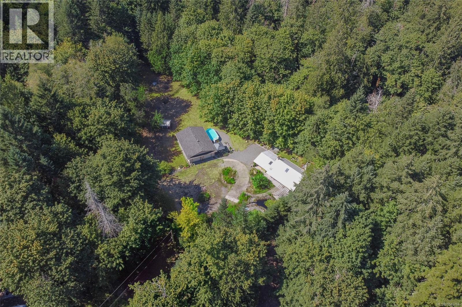 4389 Creighton Rd - Image 76